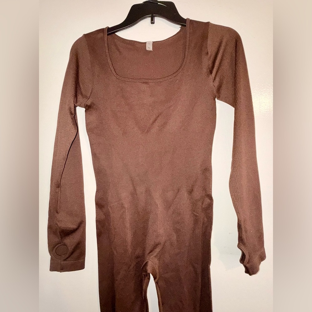 3 Ribbed Compression‎ Jumpsuits - Picture 5 of 15